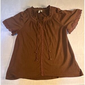 EST. 1948 Women's Brown Solid V-Neck Short Sleeve Lace Ruffle Blouse M 1117